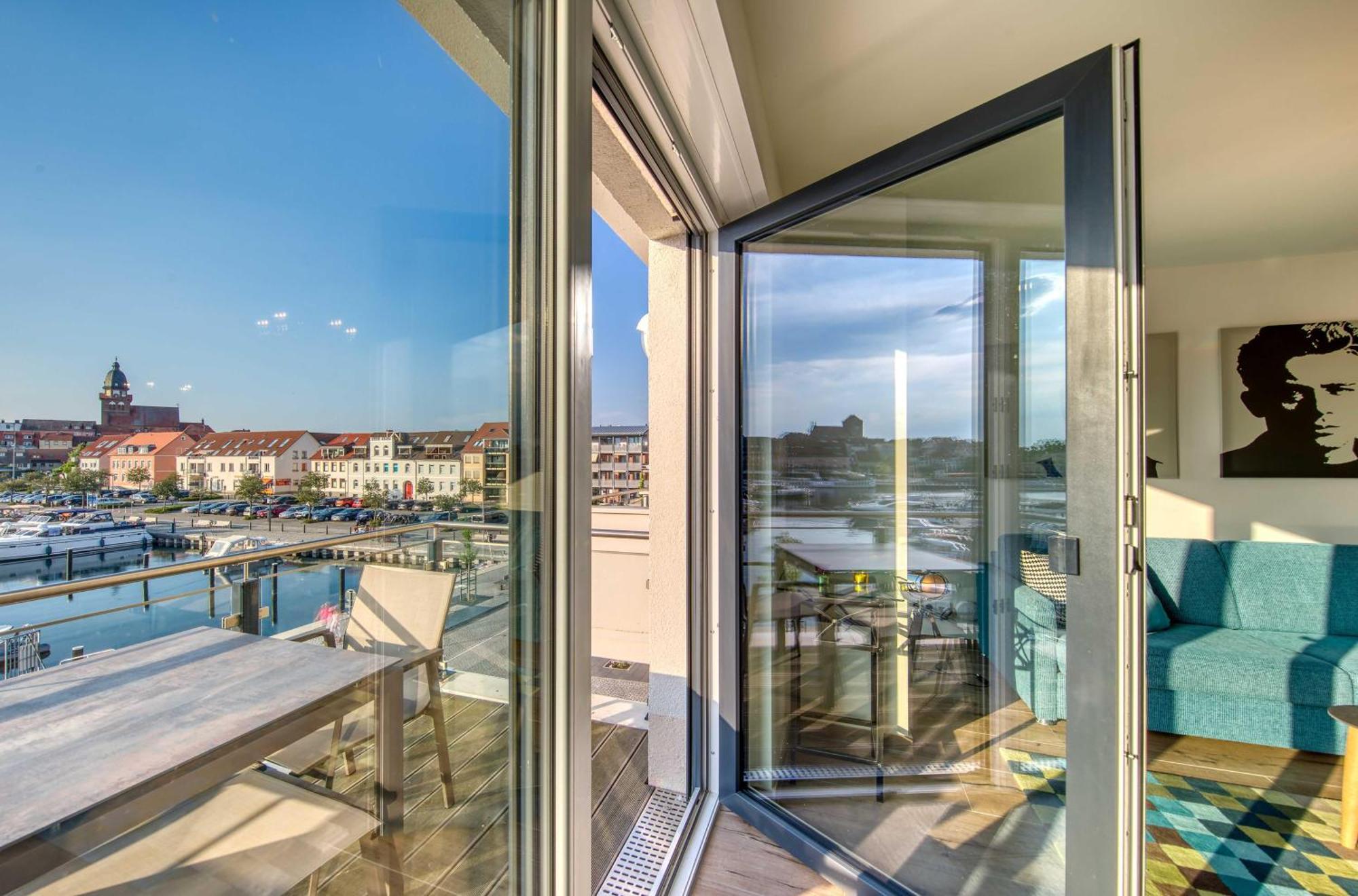 Mueritz Utkiek - Apartment Mit Seeblick & Balkon In Der Hafenresidenz Варен Экстерьер фото